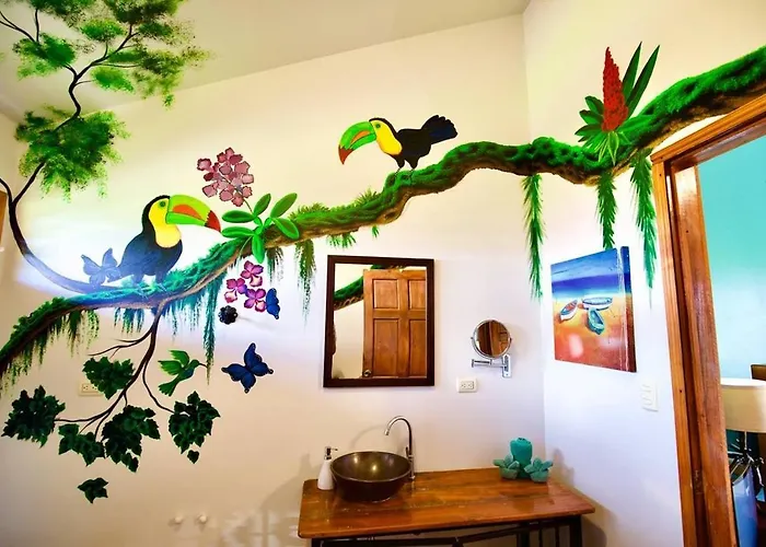 Toucan Lane